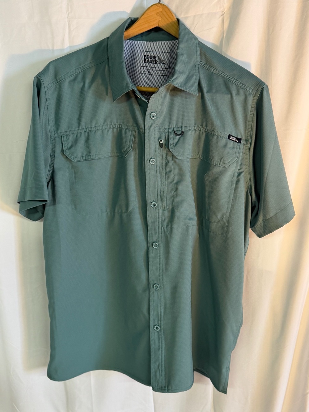 Eddie Bauer Men's Short-Sleeve Button Down Shirt in Sage Green
